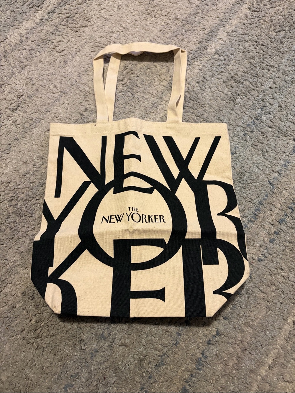 The New Yorker canvas Tote Bag in Natural/Black